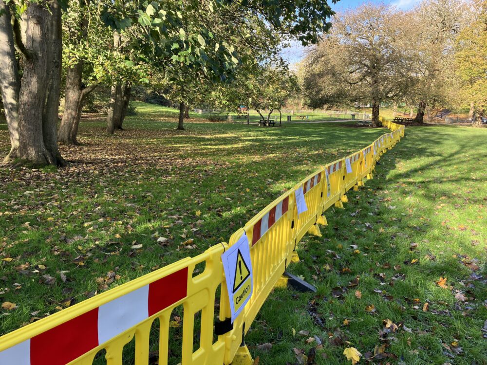 Residents annoyed as sections of Crystal Palace Park closed off – South London News