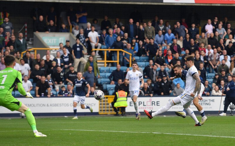 GOAL Ezgjan Alioski of Leeds United pulls a goal back to make the score 2-1  during the Millwall vs Leeds United EFL Championship Football match at the  Stock Photo - Alamy