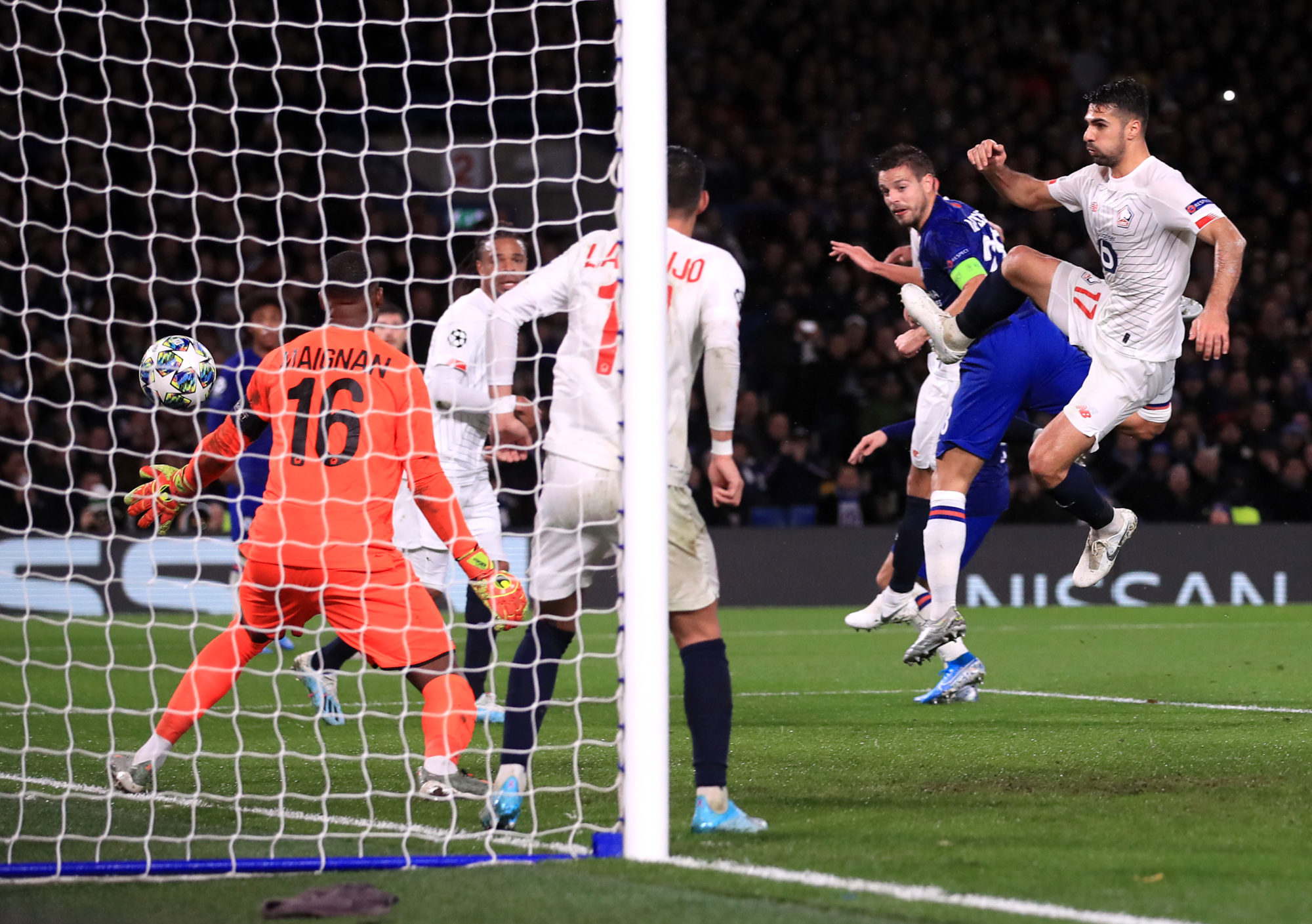 Chelsea scrape through to Champions League knockout stage with tight 2 ...