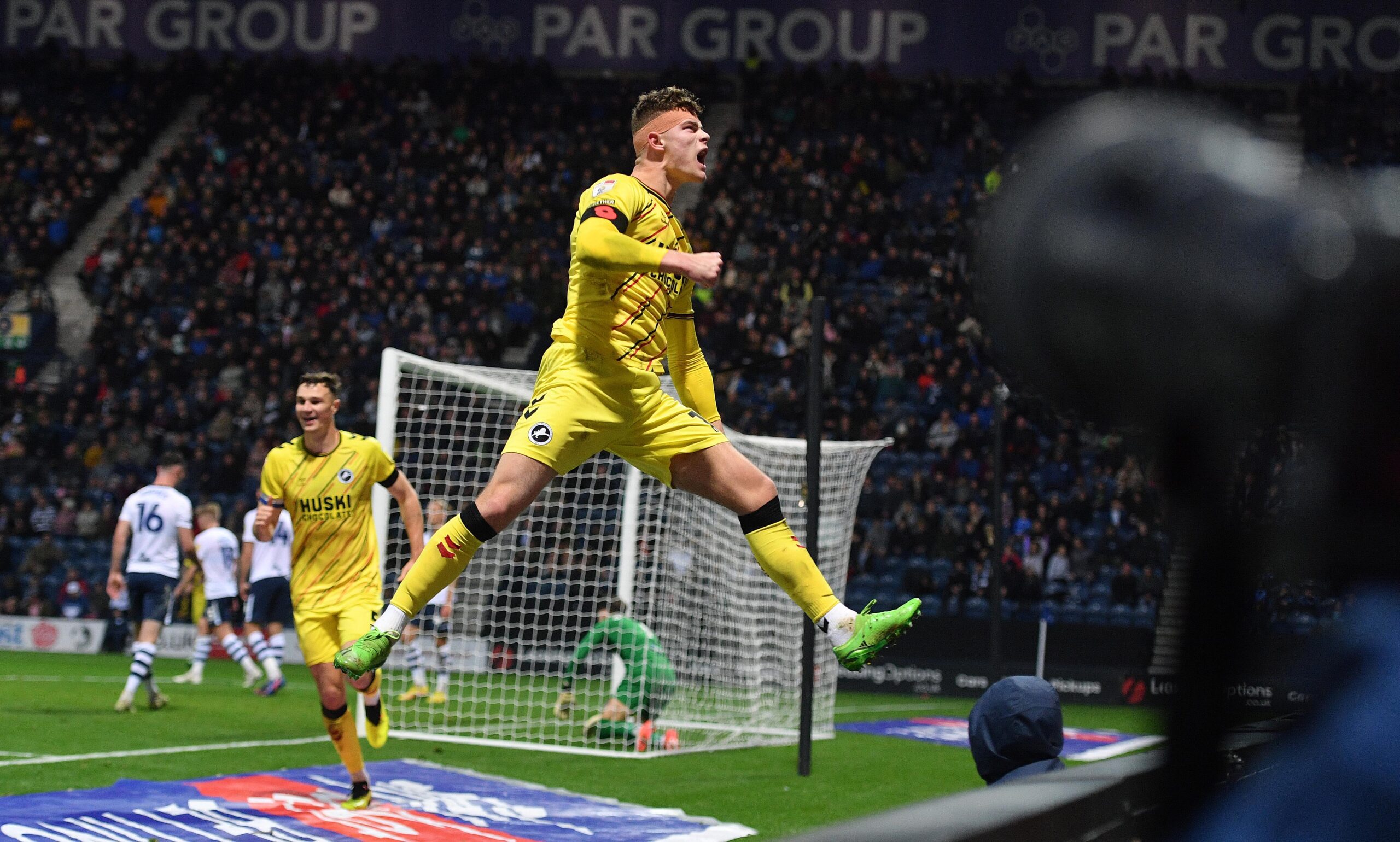 Loan watch: Cresswell brace on Millwall debut - Leeds United