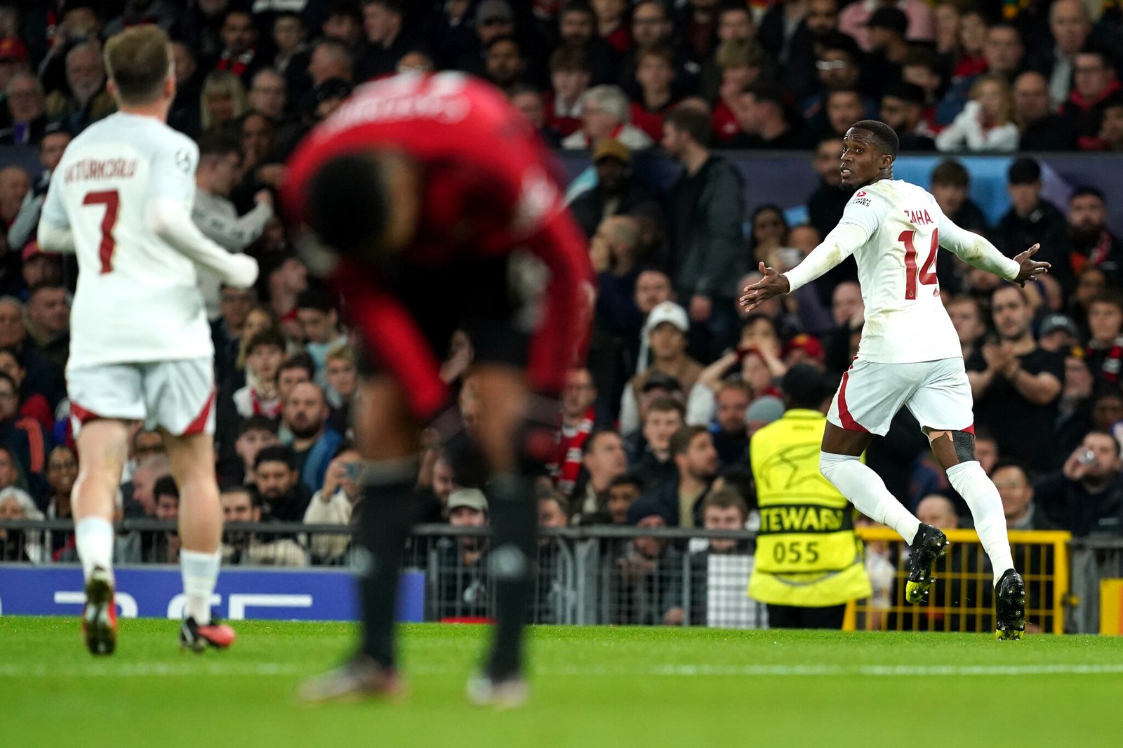 I've finally made it' – Wilf Zaha reacts to scoring first Champions League goal as ex-Palace winger helps Galatasaray beat Man United – South London News