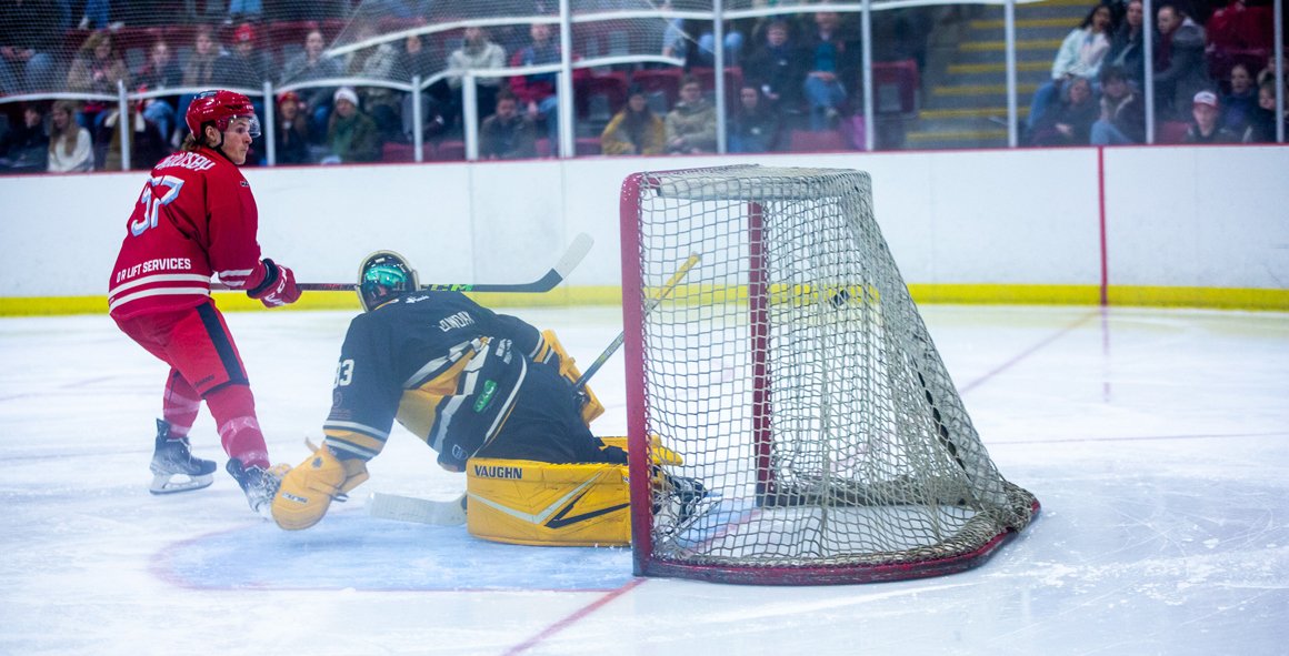 Ice-hockey: Six-point haul helps Streatham soften blow of Britton Cup exit - South London News